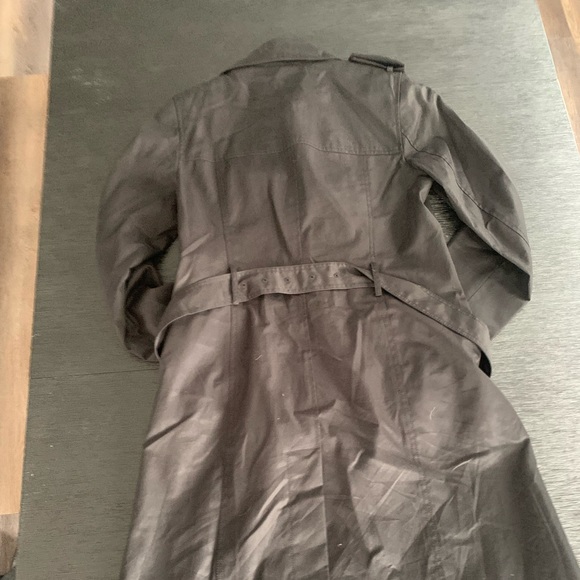 Banana Republic Trench - Picture 2 of 5